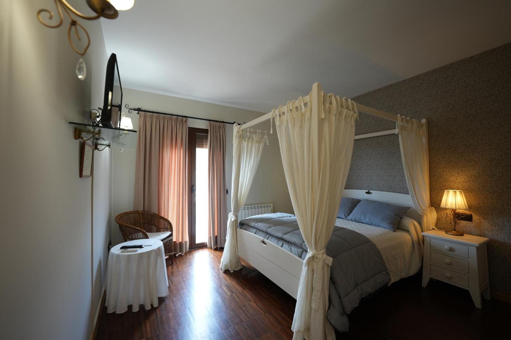 Double Room with Spa Bath,1600228813:JPEG